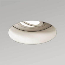 Load image into Gallery viewer, Trimless Round LED Recessed Light in Detail.
