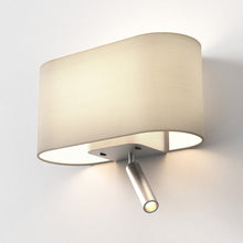 Load image into Gallery viewer, Venn Reader Wall Light in Detail.
