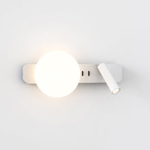 Load image into Gallery viewer, Zeppo Reader Wall Light in Detail.
