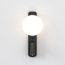 Load image into Gallery viewer, Zeppo Reader Wall Light in Detail.
