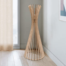 Load image into Gallery viewer, Tipi Floor lamp in Detail.
