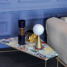 Load image into Gallery viewer, Bilia Table Lamp in living room.
