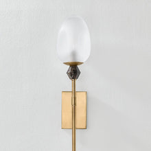 Load image into Gallery viewer, Daith Wall Light in Detail.
