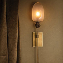 Load image into Gallery viewer, Daith Wall Light in Detail.
