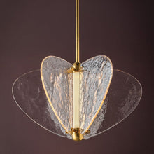 Load image into Gallery viewer, Freya Pendant Light in Detail.
