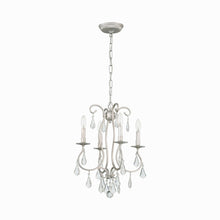 Load image into Gallery viewer, Ashton Mini Chandelier in Detail.
