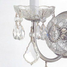 Load image into Gallery viewer, Imperial Wall Light in Detail.
