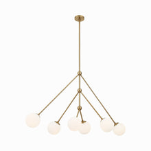 Load image into Gallery viewer, Omni Chandelier in Detail.
