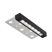 Load image into Gallery viewer, Contour Hardscape LED Step Light in Detail.
