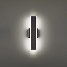 Load image into Gallery viewer, Bastone Outdoor LED Wall Light in Detail.
