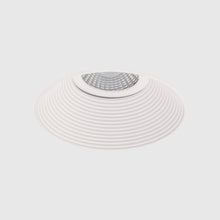 Load image into Gallery viewer, Pex™ 4&quot; Round Trimless Adjustable Baffle Trim in Detail.
