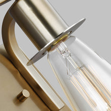 Load image into Gallery viewer, Brut Bath Wall Light in Detail.
