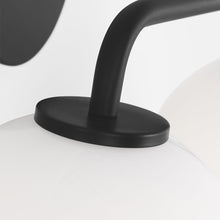 Load image into Gallery viewer, Orley Bath Vanity Light in Detail.
