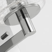 Load image into Gallery viewer, Parker Bath Vanity Light in Detail.
