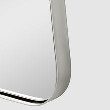Load image into Gallery viewer, Planer Rectangular Mirror in Detail.

