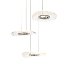 Load image into Gallery viewer, Light Ray LED Pendant Light in Detail.
