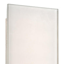 Load image into Gallery viewer, P1140 LED Wall light in Detail.
