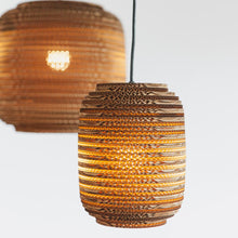 Load image into Gallery viewer, Ausi Pendant Light in Detail.
