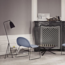 Load image into Gallery viewer, Gräshoppa Floor Lamp in living room.
