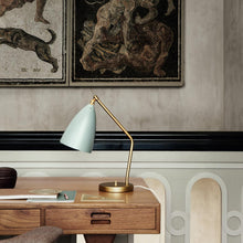Load image into Gallery viewer, Gräshoppa Table Lamp in living room.
