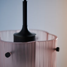 Load image into Gallery viewer, Seine Pendant Light in Detail.
