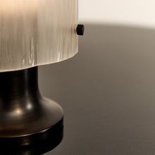 Load image into Gallery viewer, Seine Portable Lamp in Detail.

