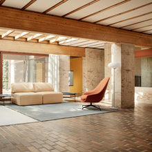 Load image into Gallery viewer, Stemlite Floor Lamp in living room.
