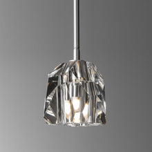 Load image into Gallery viewer, Gatsby Mini Pendant Light in Detail.
