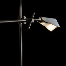 Load image into Gallery viewer, Vertex 02 Floor Lamp in Detail.
