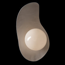 Load image into Gallery viewer, Yoki Table Lamp in Detail.
