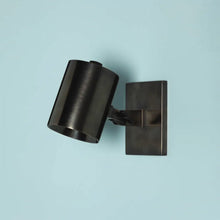 Load image into Gallery viewer, Highgrove Wall Light in Detail.
