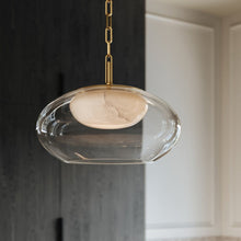 Load image into Gallery viewer, Moore LED Pendant Light in Detail.
