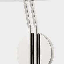 Load image into Gallery viewer, Shokan Wall Light in Detail.
