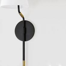 Load image into Gallery viewer, Stanwyck Wall Light in Detail.
