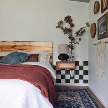 Load image into Gallery viewer, Tiptoe Table Lamp in bedroom.
