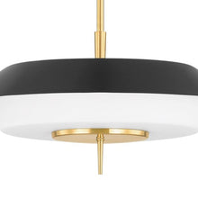 Load image into Gallery viewer, Westport Pendant Light in Detail.
