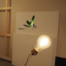 Load image into Gallery viewer, I Ricchi Poveri Bzzzz Table Lamp in Detail.
