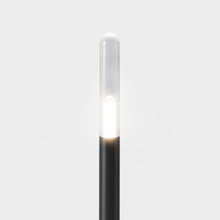 Load image into Gallery viewer, Glim Outdoor LED Portable Table Lamp in Detail.
