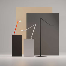 Load image into Gallery viewer, Focaccia LED Floor Lamp in Detail.
