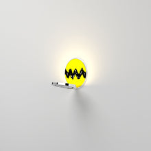 Load image into Gallery viewer, Peanuts Gravy LED Wall Light in Detail.
