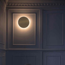 Load image into Gallery viewer, Ramen LED Outdoor Wall Light in Detail.
