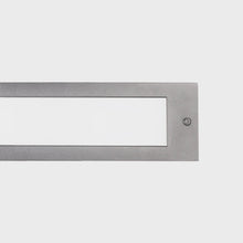 Load image into Gallery viewer, Bristol Outdoor LED Step Light in Detail.
