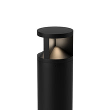 Load image into Gallery viewer, Glen Outdoor LED Path Light in Detail.
