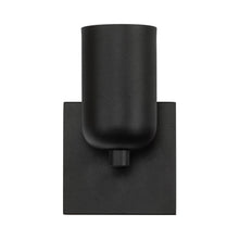 Load image into Gallery viewer, Nola Wall Light in Detail.
