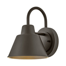 Load image into Gallery viewer, Wes Outdoor Gooseneck Barn Wall Light in Oil Rubbed Bronze.
