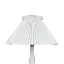 Load image into Gallery viewer, 311 Table Lamp in Detail.
