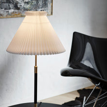Load image into Gallery viewer, 352 Table Lamp in living room.
