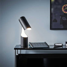 Load image into Gallery viewer, Mutatio Table Lamp in Detail.

