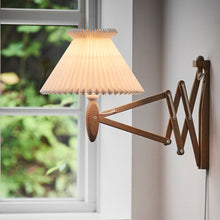 Load image into Gallery viewer, Sax 224 Wall Light in Detail.
