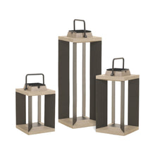Load image into Gallery viewer, Blade Outdoor Solar LED Lantern in Detail.
